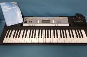 Ypt-240 Yamaha Ypt240 61-key Digital Electronic Keyboard Synthesizer Tested / Working